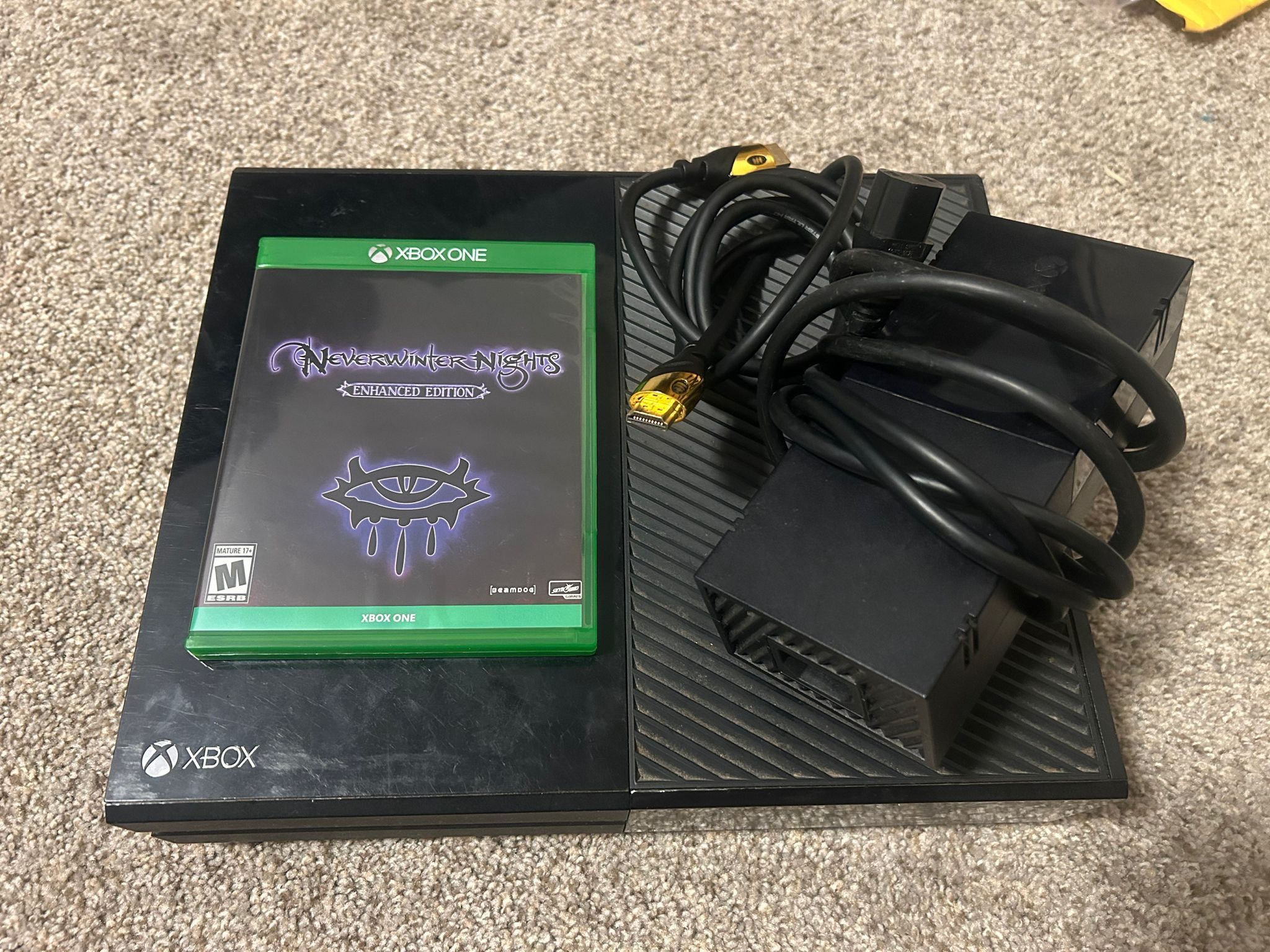 Xbox one w/game