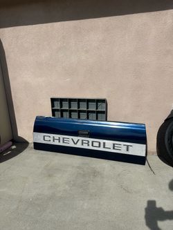 Chevy Silverado Tailgate