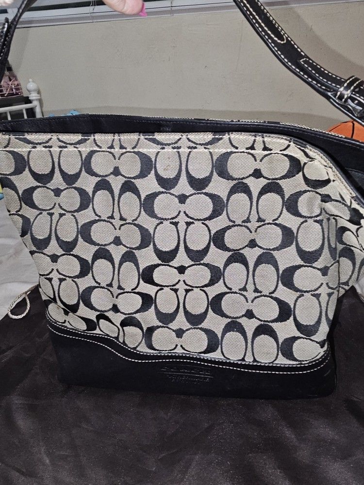 Coach Signature Tote