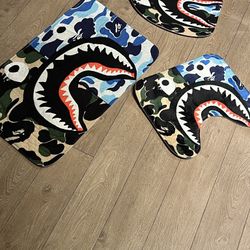 BAPE BATHROOM SET  (New)