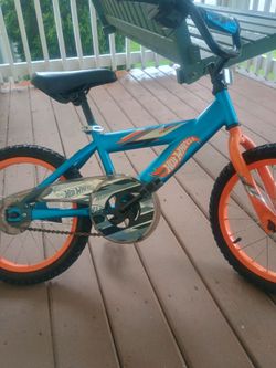 Boy bicycle Hot Wheels