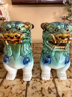 Chinese Lion Decor