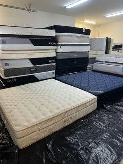 Saatva Classic Mattress 14.5" Height King Bed