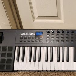 Alesis VI61 USB MIDI Keyboard Controller