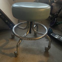 Wheely chair