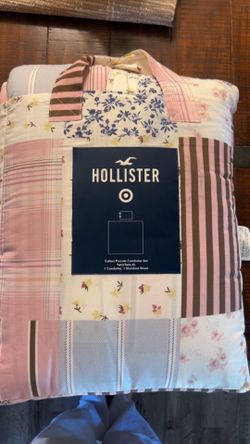 Target x Hollister Percale Patchwork Comforter Set. TWIN/TWIN XL