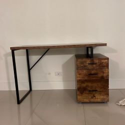 Medium Brown Desk , Unisex With Spacious Drawers 