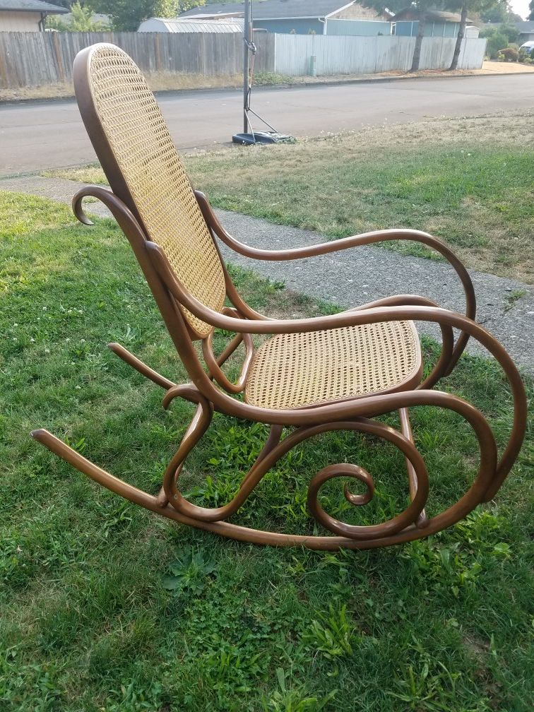 Rocking chair. Authentic 1960s Thonet Bentwood & Cane Rocker