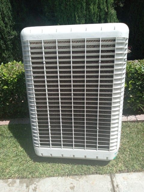 3200 CFM Slim Profile Window Evaporative Cooler for 1600 sq. ft.