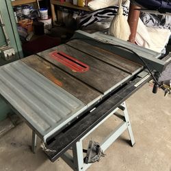 Delta 10” Table Saw