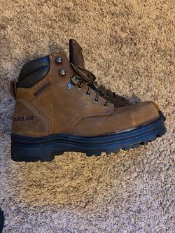 Steel toe boots