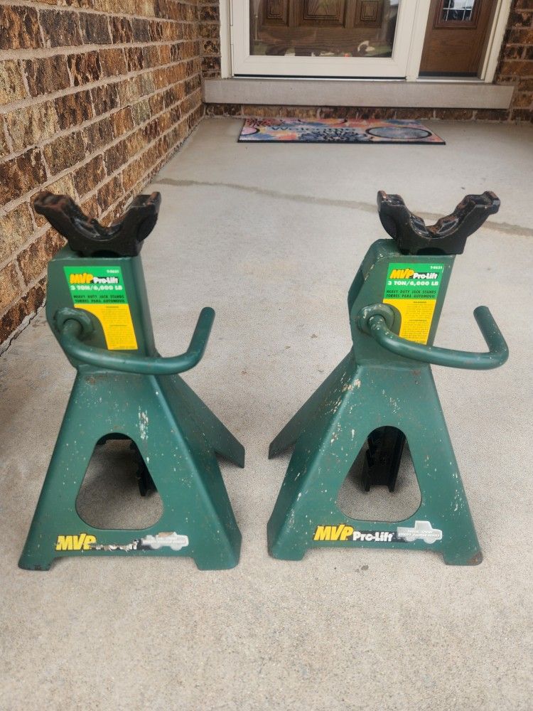 Jack Stands