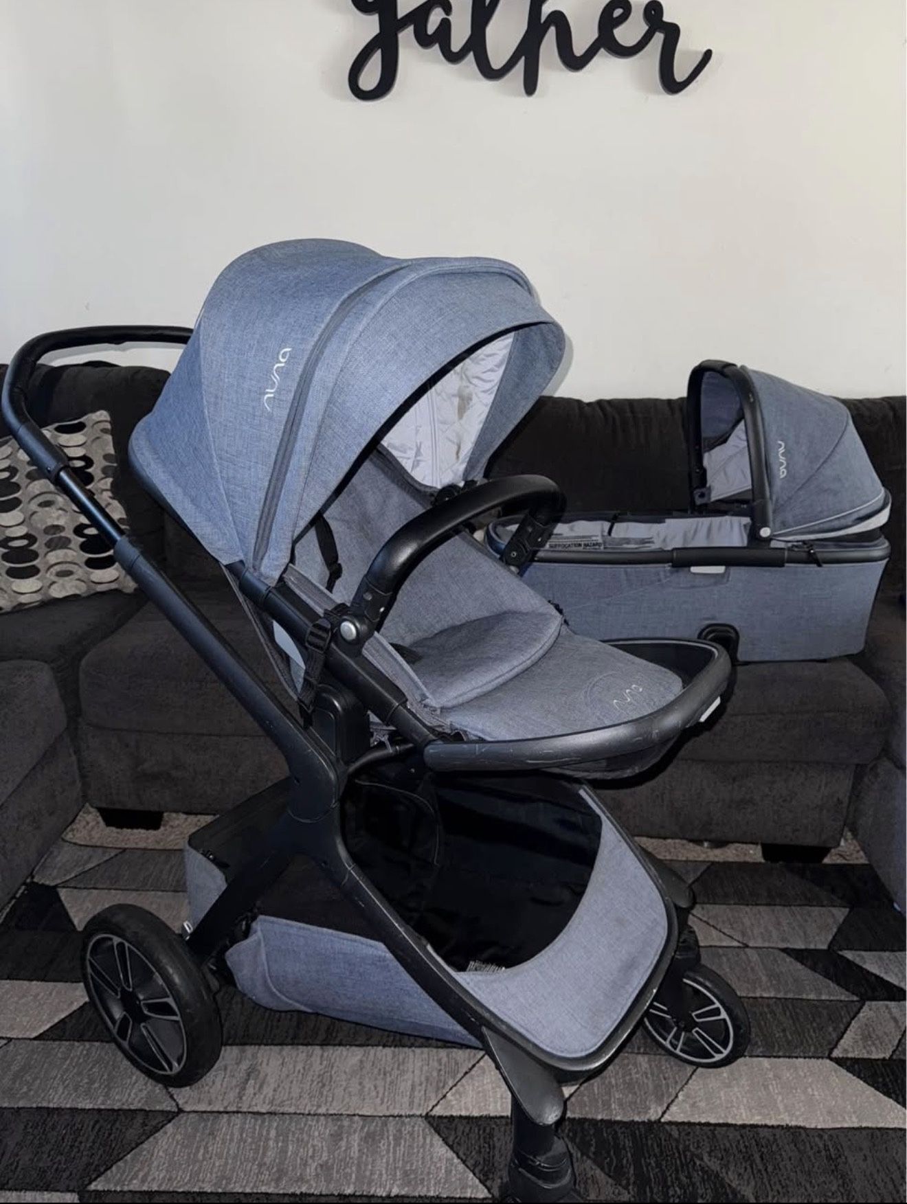 Nuna stroller with DEMI grow bassinet