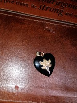 14 karat Coleman Black hills gold black onyx heart pendant