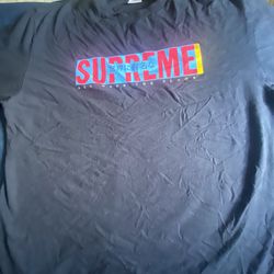 Supreme Tshirt 