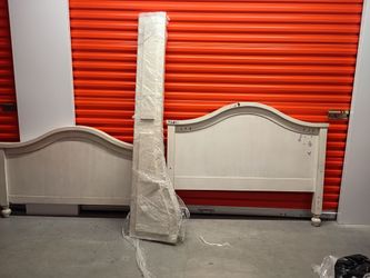White Wood Bed Headboard and Footboard Set