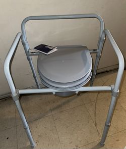 DRIVE MEDICAL COMMODE