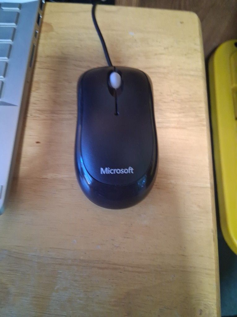 Microsoft Mouse (Read Description)