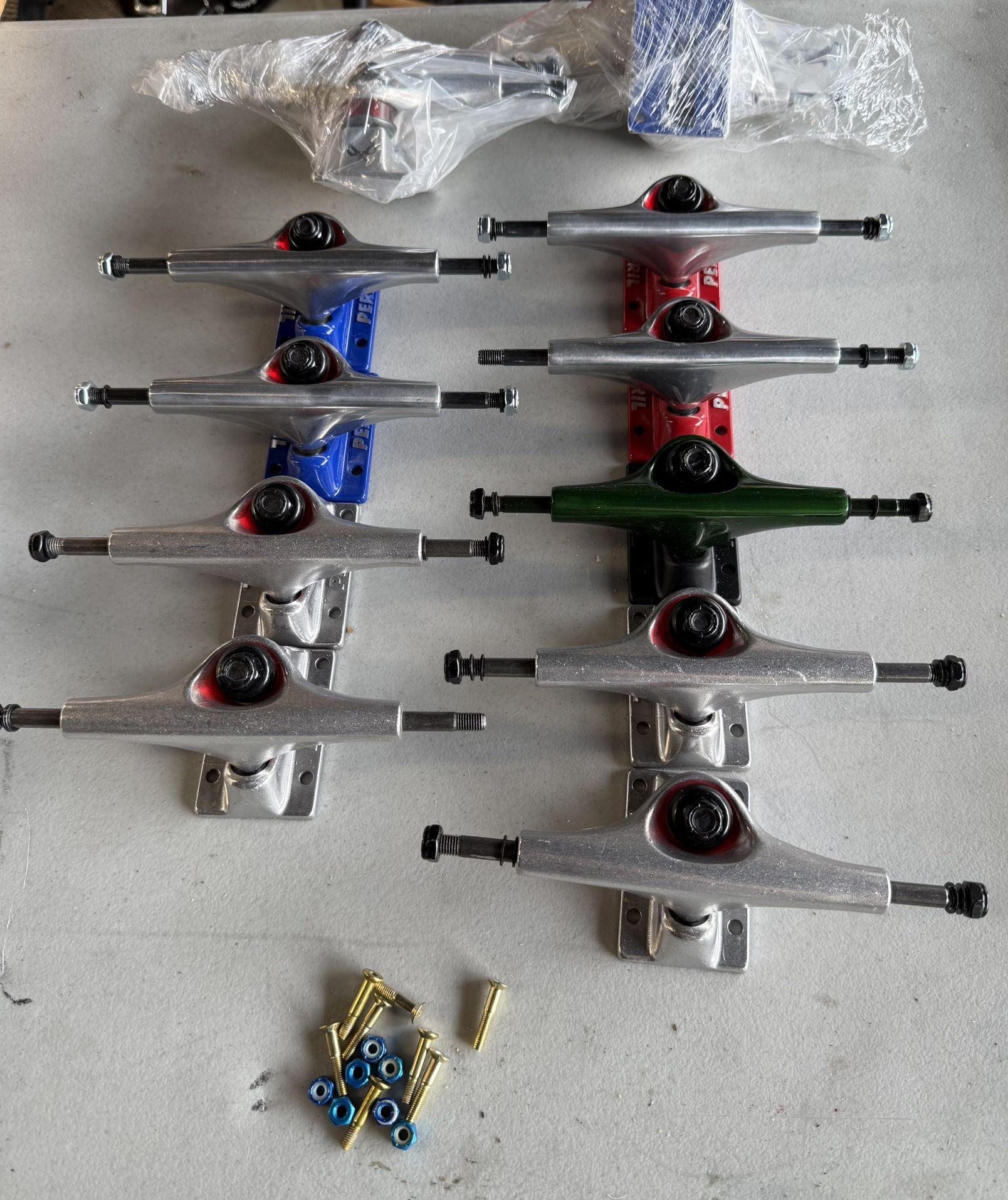 Peril 139 Trucks Set