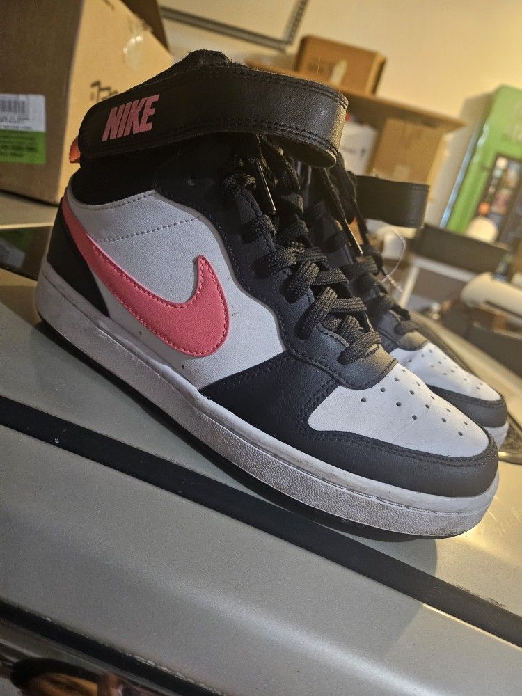 Nike