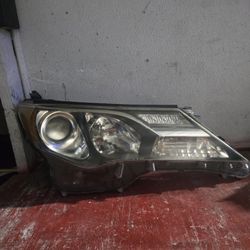 2013 2015 toyota rav4 passenger oem headlight