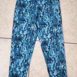 New Boys Joggers. Size Medium 