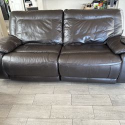 Black leather couches 