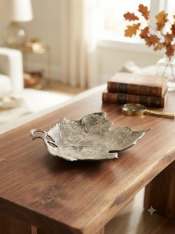1970s Bronze Maple Leaf Trinket Dish Jewelry tray