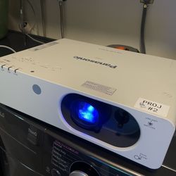 Panasonic Hdmi Video Movie Tv Projector