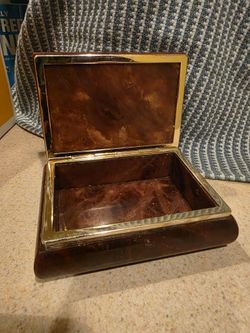 Italian Alabaster Trinket Box, Genuine Alabaster