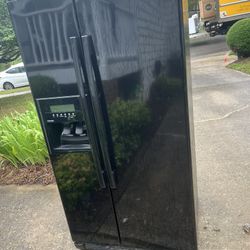 Whirl Pool Fridge
