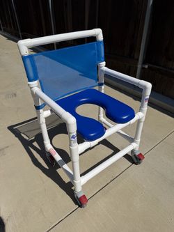 IPU Midsize Shower chair VL OF9200 MS- Like New