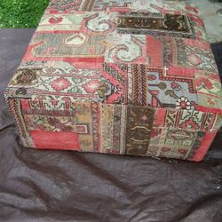 Awesome brand new 39 By 39 Rolling Ottoman Made From Natural Materials High Quality Masterpiece