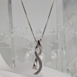  Vintage💎DIAMOND Sterling Silver Slide with Sterling Silver Necklace 🤍✔️