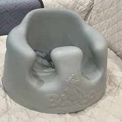 Bumbo baby soft foam chair