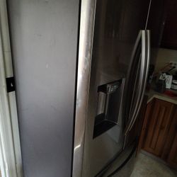 Samsung Refrigerator 