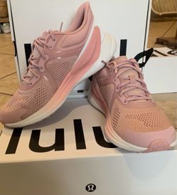 Lululemon Blissful Run Sneakers
