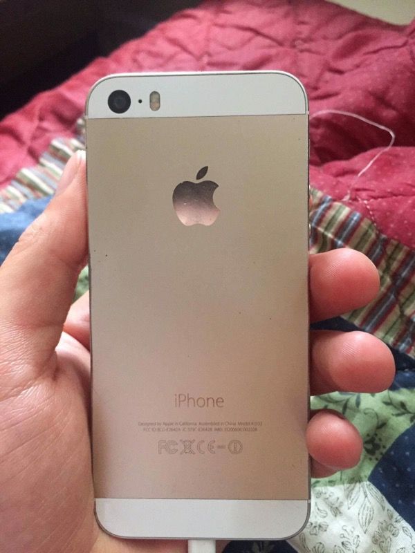 iPhone 5 gold
