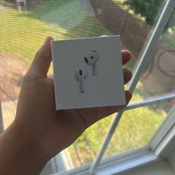 AirPods 4 ANC