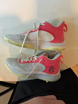 Curry Basketball Shoes, Slightly Worn Size 11.5