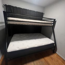 Bunk Bed w/ mattresses