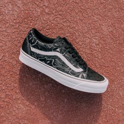 Fashion Nova Faux Fur Shrug Size S White Cropped Long Sleeve Bolero Lightweight