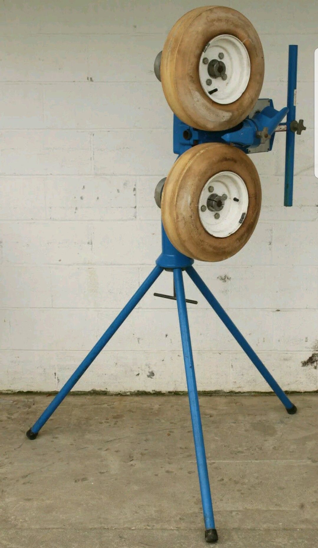 Jugs curveball pitching machine with extras