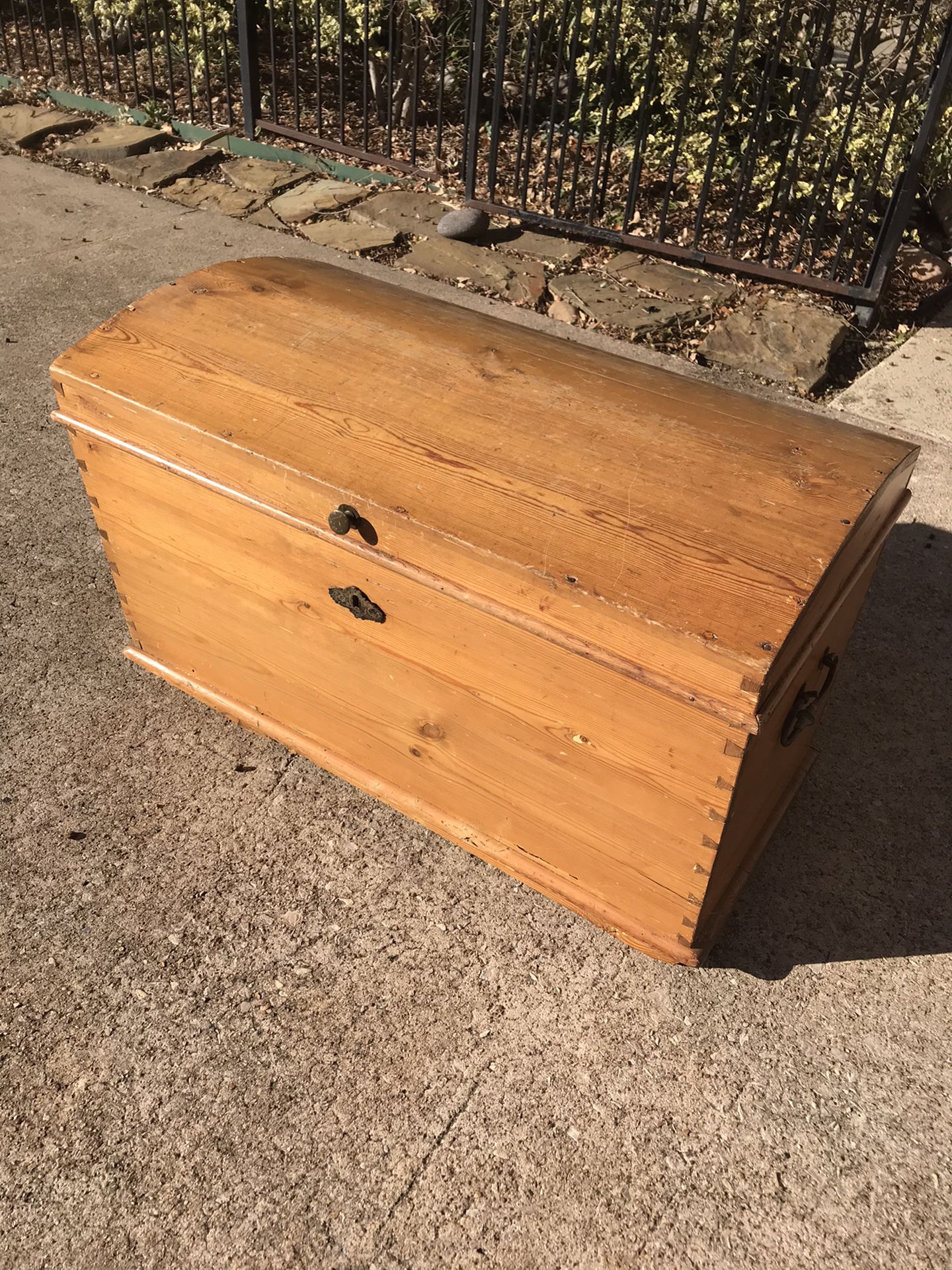 Wooden chest, 3ft wide, 20 inch deep, 23 inches tall