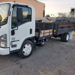 2011 Isuzu NRR