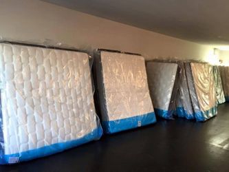 New Pillowtop Queen  Mattress Brand New In Plastic