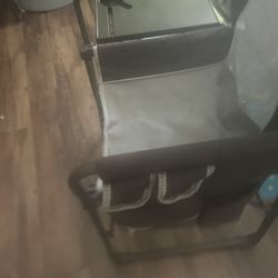 Silla Tiene Para Poner Bebidas Buenas Condiciones Como Nueva $25