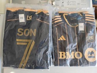 LAFC SOCCER JERSEY SON LOS ANGELES $45. CASH PLEASE!!!