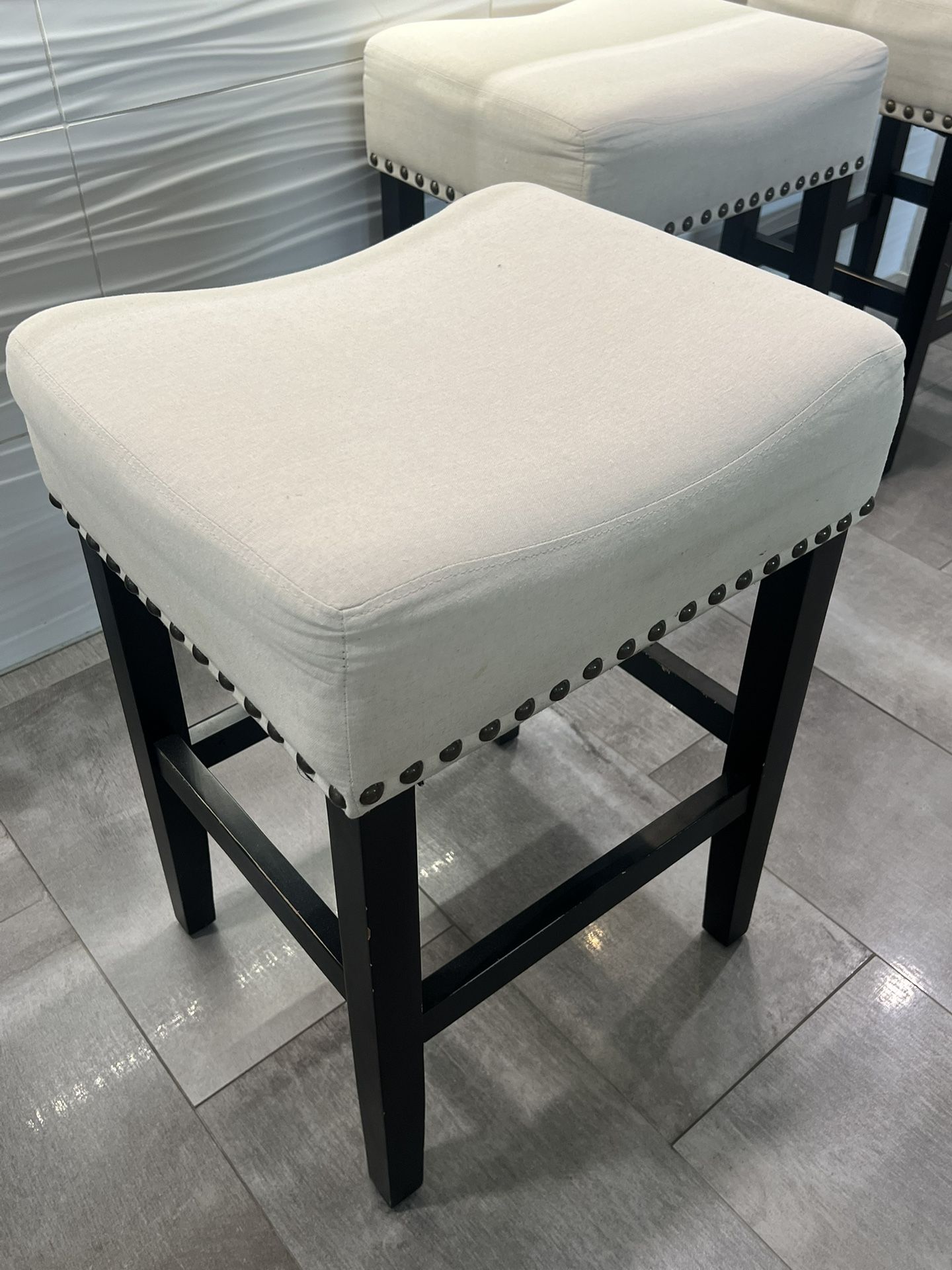Counter Height BAR STOOLS
