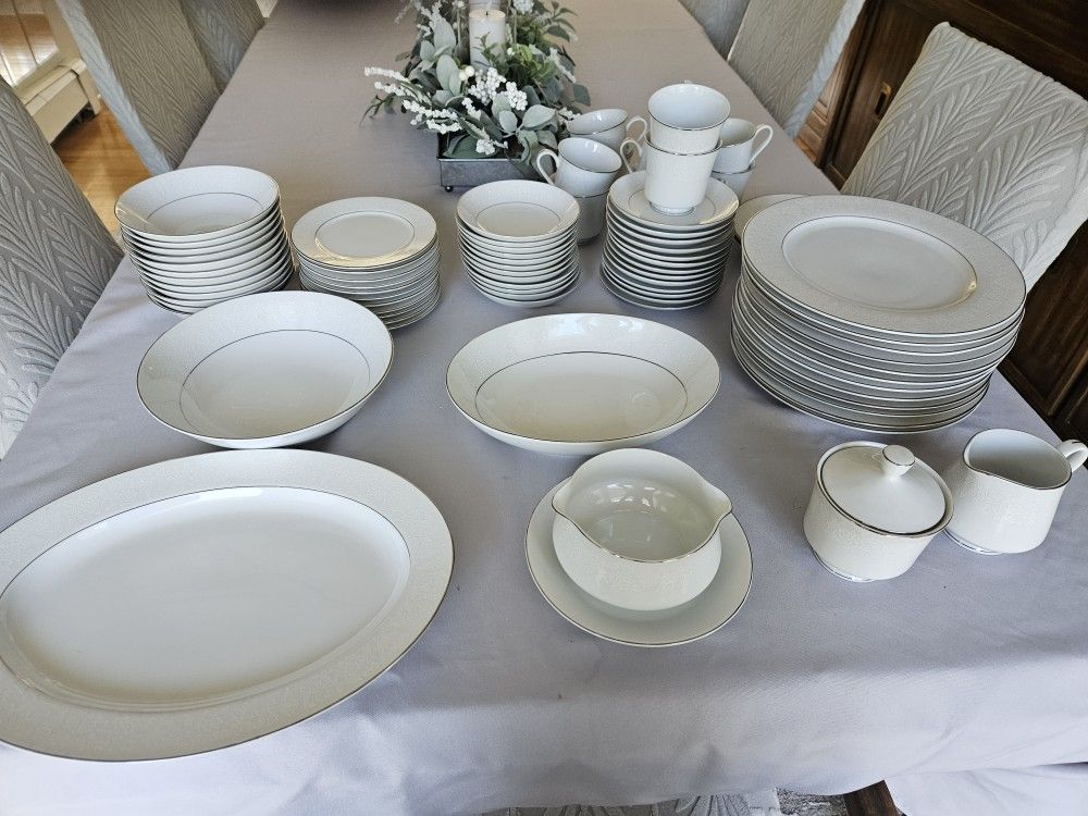 Lovelace China 77 Pieces